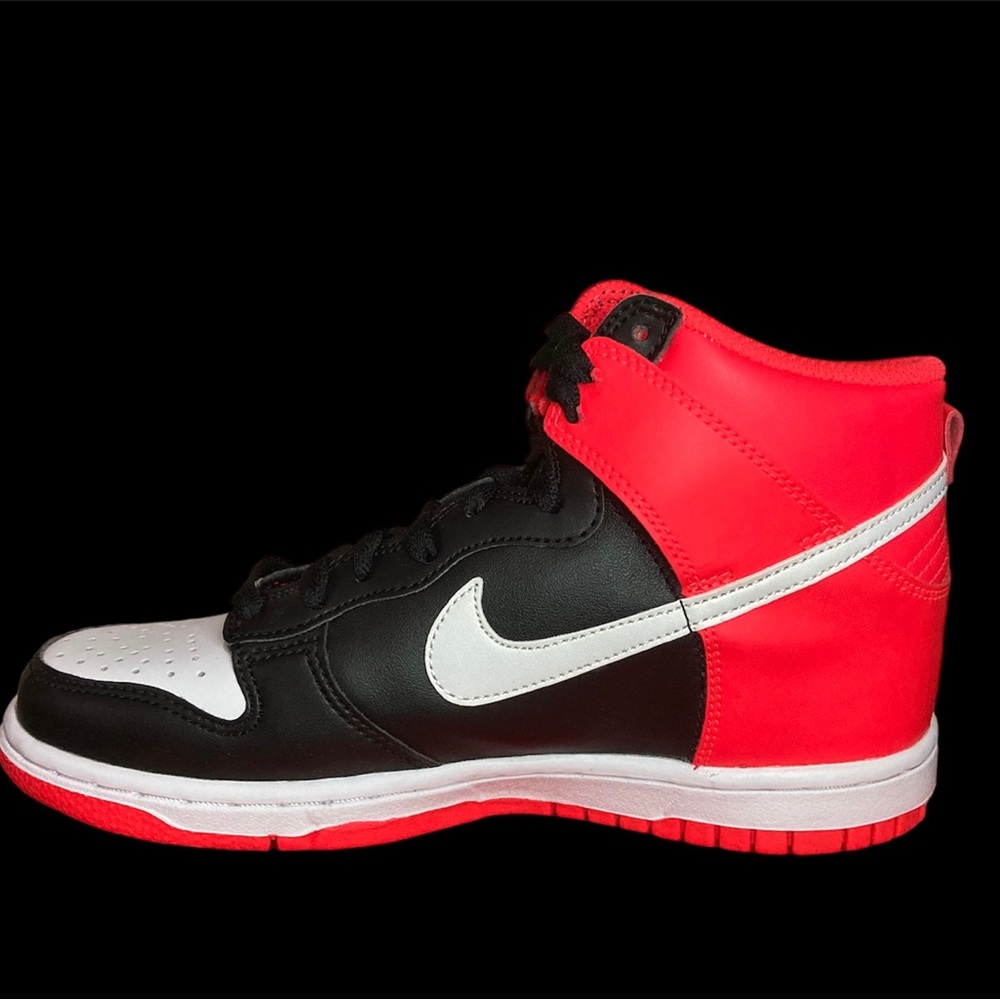 NIKE DUNK HIGH (GS) KNICKS SHOES - Picture 3 of 8